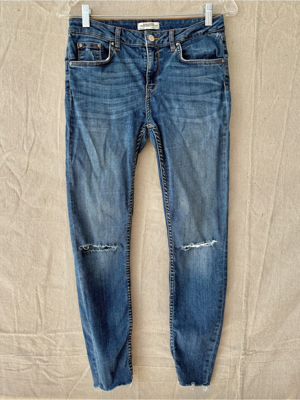 Zara Woman Size 6 Premium Denim Collection Medium Wash Distressed Skinny Jeans